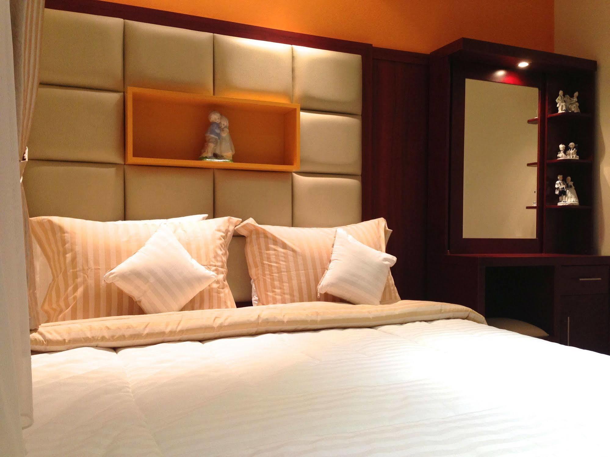 Ravarine Suite Apartment Jakarta Extérieur photo